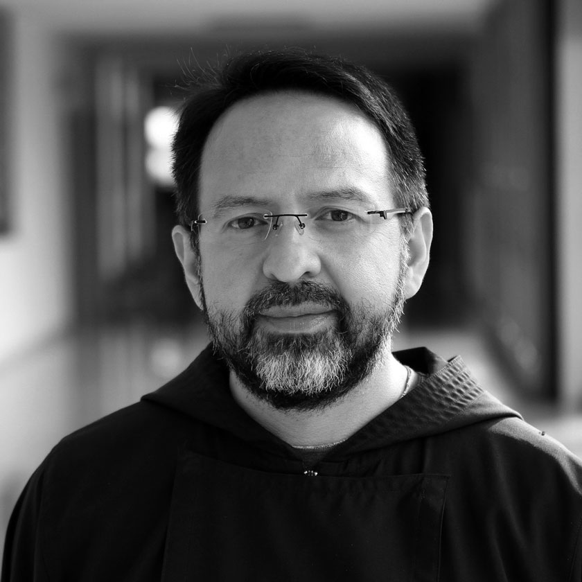 Nestor Bernardo Molina